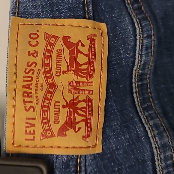 Levi plus size 24 straight leg jeans - Picture 3 of 6